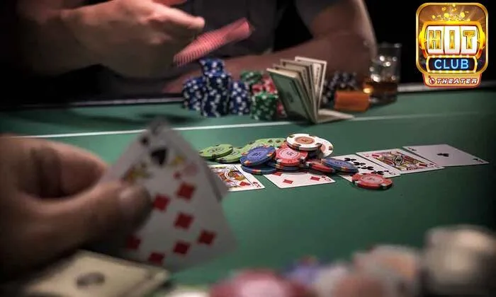 Hướng dẫn luật Poker chi tiết cho người mới chơi 4 Luật Poker cơ bản không quá khó hiểu với người mới
